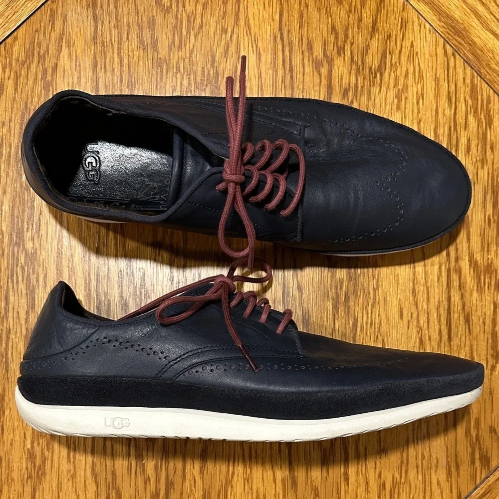 *UGG* Men's Navy Leather Cali Wing Toe Shoes w/ Maroon Laces Size 13